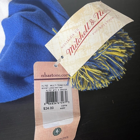 NWT Mitchell & Ness Hardwood Classics Indiana Pacers Knit Beanie - Picture 3 of 6